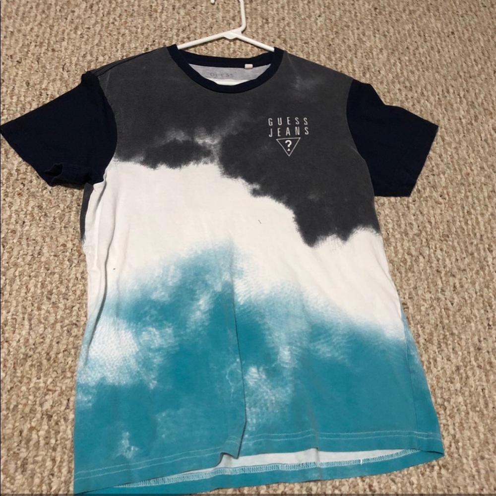 Guess shirts - Picture 2 of 4